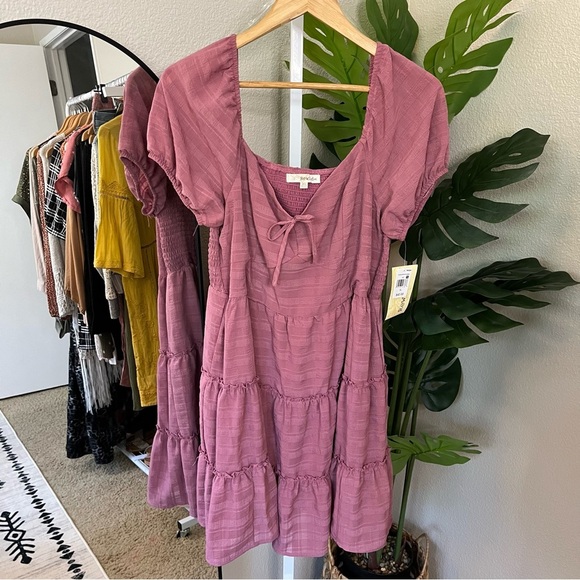 ✨ Rewind Plum Textured Puff Sleeve Dress XL | Romantic Square Neck Tiered Dress - Picture 1 of 9